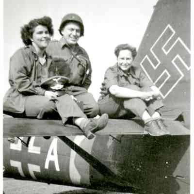 Mac- Banks- Whitey a la Stuka