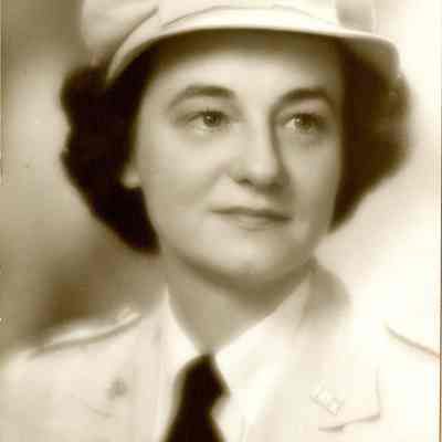 Hoffman, Anne E. (Mrs. Joseph C. Lynd)
