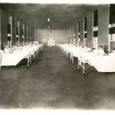 Men's Ward Q, University Hospital, Maryland 1920