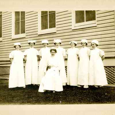 University Hospital Operating Room Nurses, 1913