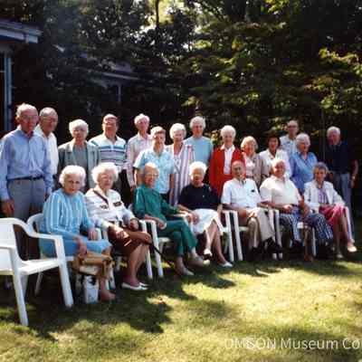 Group portrait, 42nd General Hospital nurses and doctors, 1994