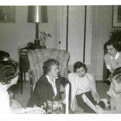 Women in the living room of the Nurses Home, University Hospital