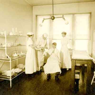 Treatment room, University Hospital, 1914