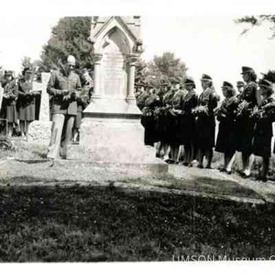 U. S. Army Officer and Army Nurses at grave of Florence Nightingale