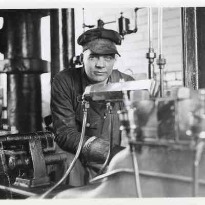 CB&Q Machinist