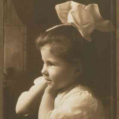 Mary Hester Lathrop