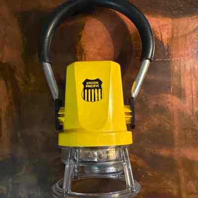Brakeman’s Lantern-UP