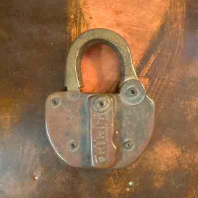 Switch Lock-USY of O