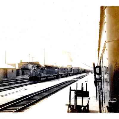 NP Freight Train