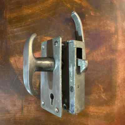Pullman Handle