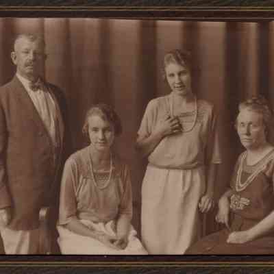 Rosecrans Family
