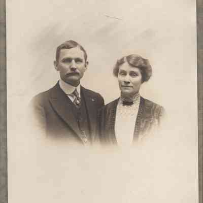 Alfred and Flo Gilmore