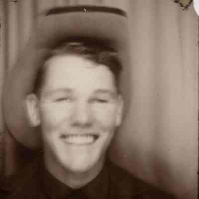 Chet Stevens