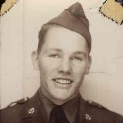 Chet Stevens