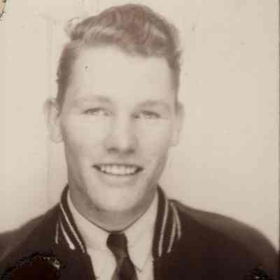 Chet Stevens