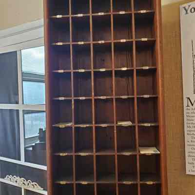 Mail and room key cabinet