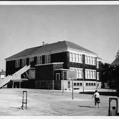 Le Conte School