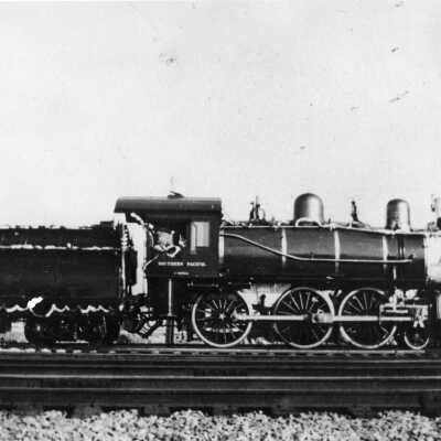 Locomotive decorated for the visit of President Taft
