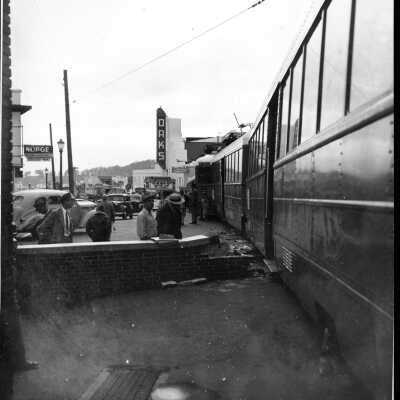 Key System F train in accident