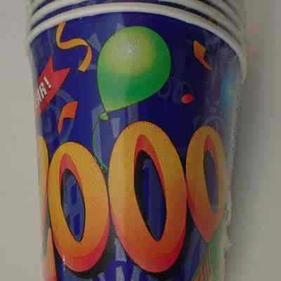 Paper Cups Y2K