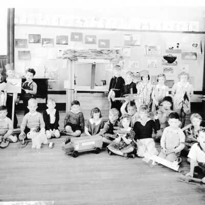 Kindergarden class at Thousand Oaks School