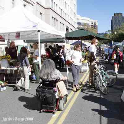Farmers Market, Center Street