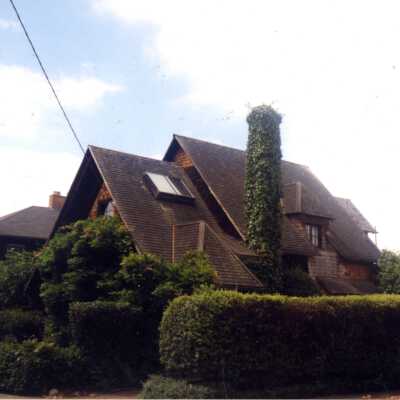 Unidentified residence