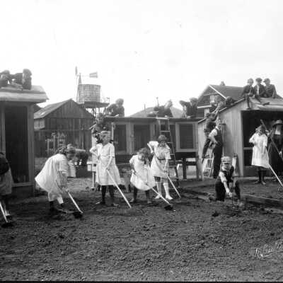Washington School Garden, World War I