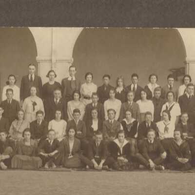 Willard graduating class, Fall 1920