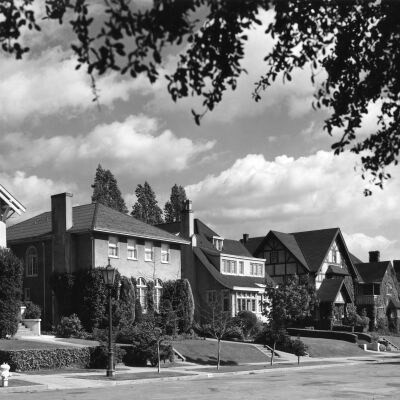 Claremont Boulevard residences