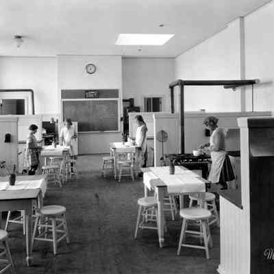 Linbcoln School