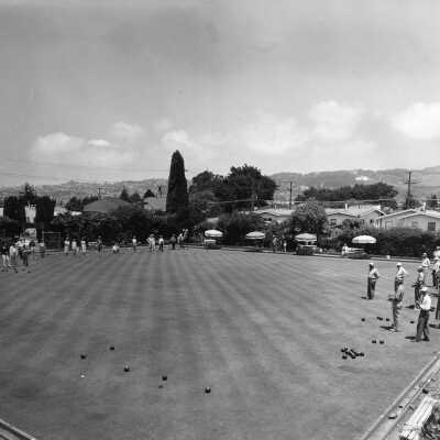 Lawn bowling