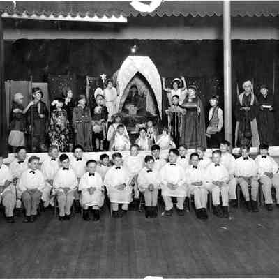 Students participate in a Christmas pageant