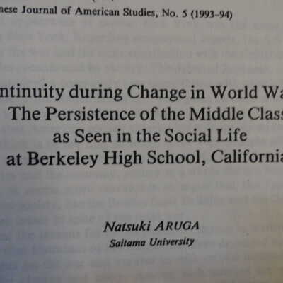 Continuity during change in World War II; the persistence of the middle class as seen in social life at Berkeley High School, California