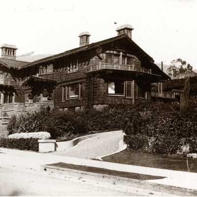 Sigma Phi fraternity house