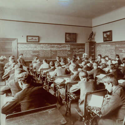 McKinley Grammar School - Eighth Grade Music Class