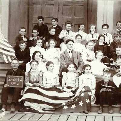 Lorin School 1900