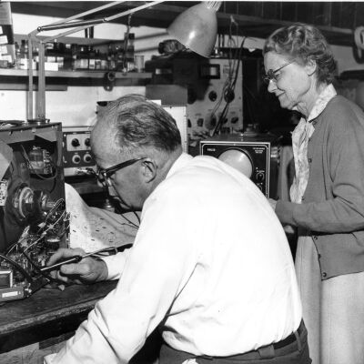 Lanam Radio and Televison