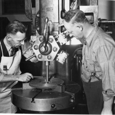 World War II Boring Mill demo