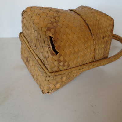 bottom view of basket