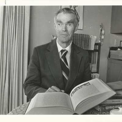 2011.060.075c: Pease, photog. 12.17/1981