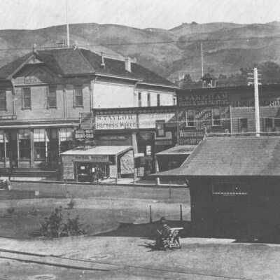 SP Depot and Buildings on Stanford Place, 1895