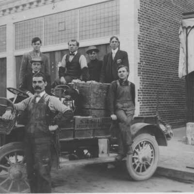 Sills Store, Delivery wagon