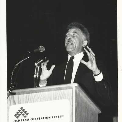 2011.060.118j: Davis Yee, photog.  2/5/1984. Speech at California State Democratic Convention.