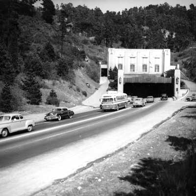 Caldecott Tunnel, Oakland