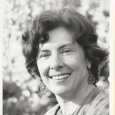 2011.060.284b: Jane Scherr, photog.