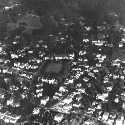 Hillside School and surrounding houses.
