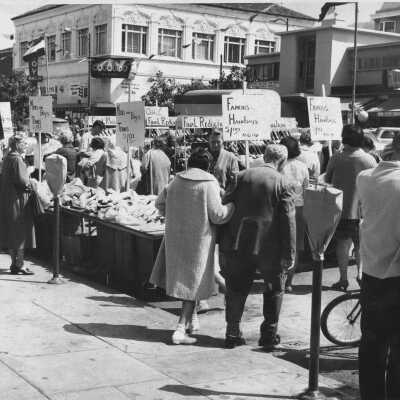Shattuck, Sidewalk Day