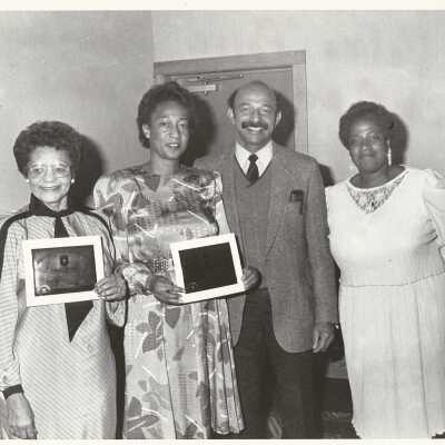 2011.060.333b: With Velma Payne, Vurma Reese, Linda Davis.