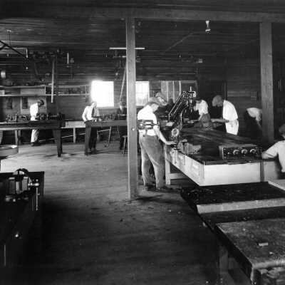 Berkeley High School - Electric shop